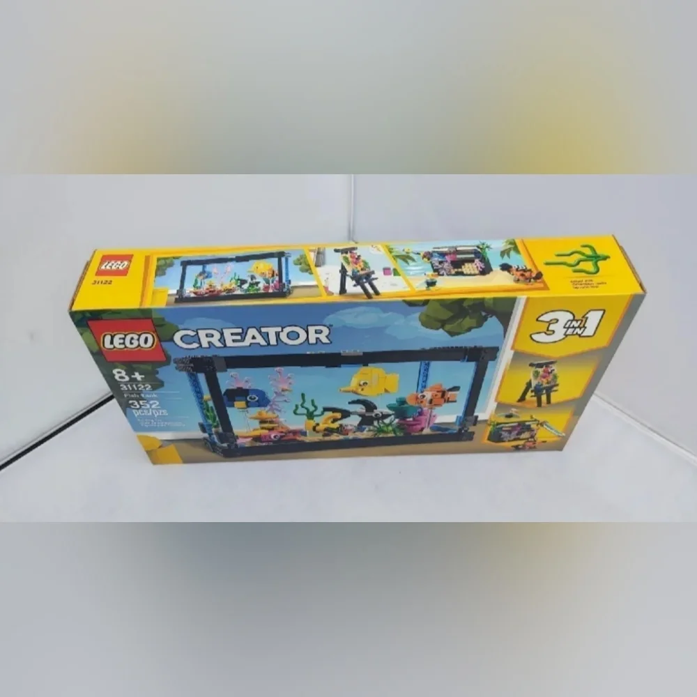 Lego Creator 3-in-1 Fish Tank 31122 NWT Building Toy Set